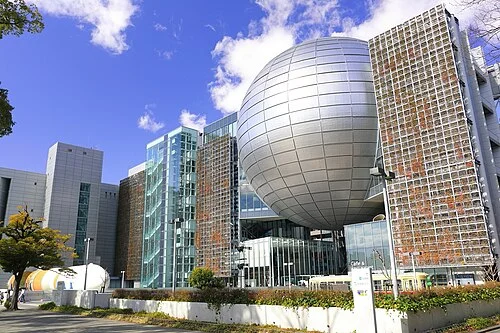 2020年撮影の名古屋市科学館の外観