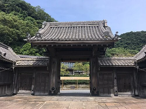 2018年撮影の鹿児島仙巌園正門