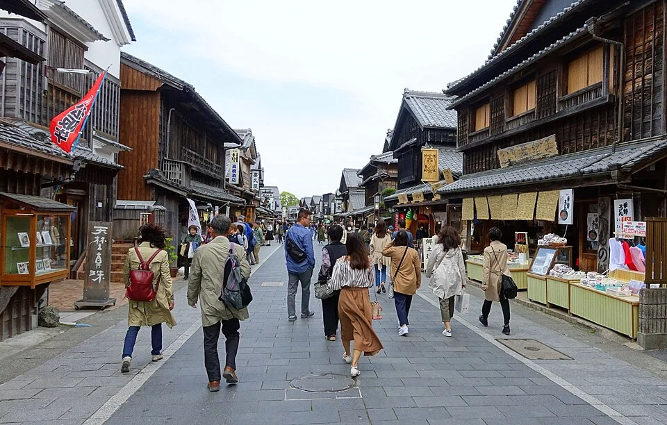 伊勢市おかげ横丁の街並み（2018年撮影）